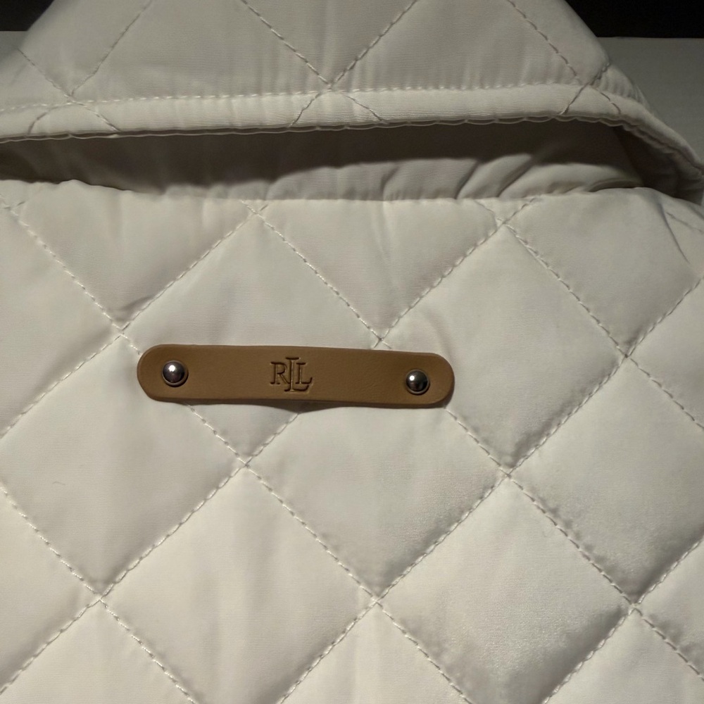 Ralph Lauren Ivory Like New Quilted vest with pockets - Picture 6 of 12